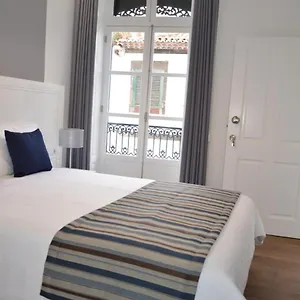 Edificio Charles 204 Homestay Funchal (Madeira)